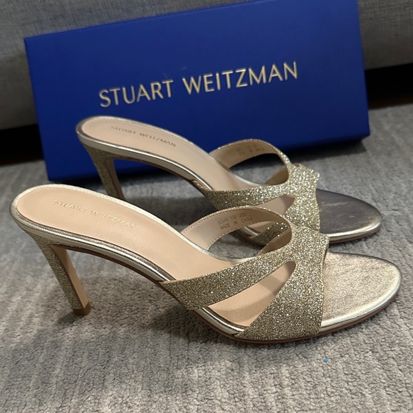 NWOT Stuart Weitzman Shimmering Gold Strappy Heels - Picture 4 of 6